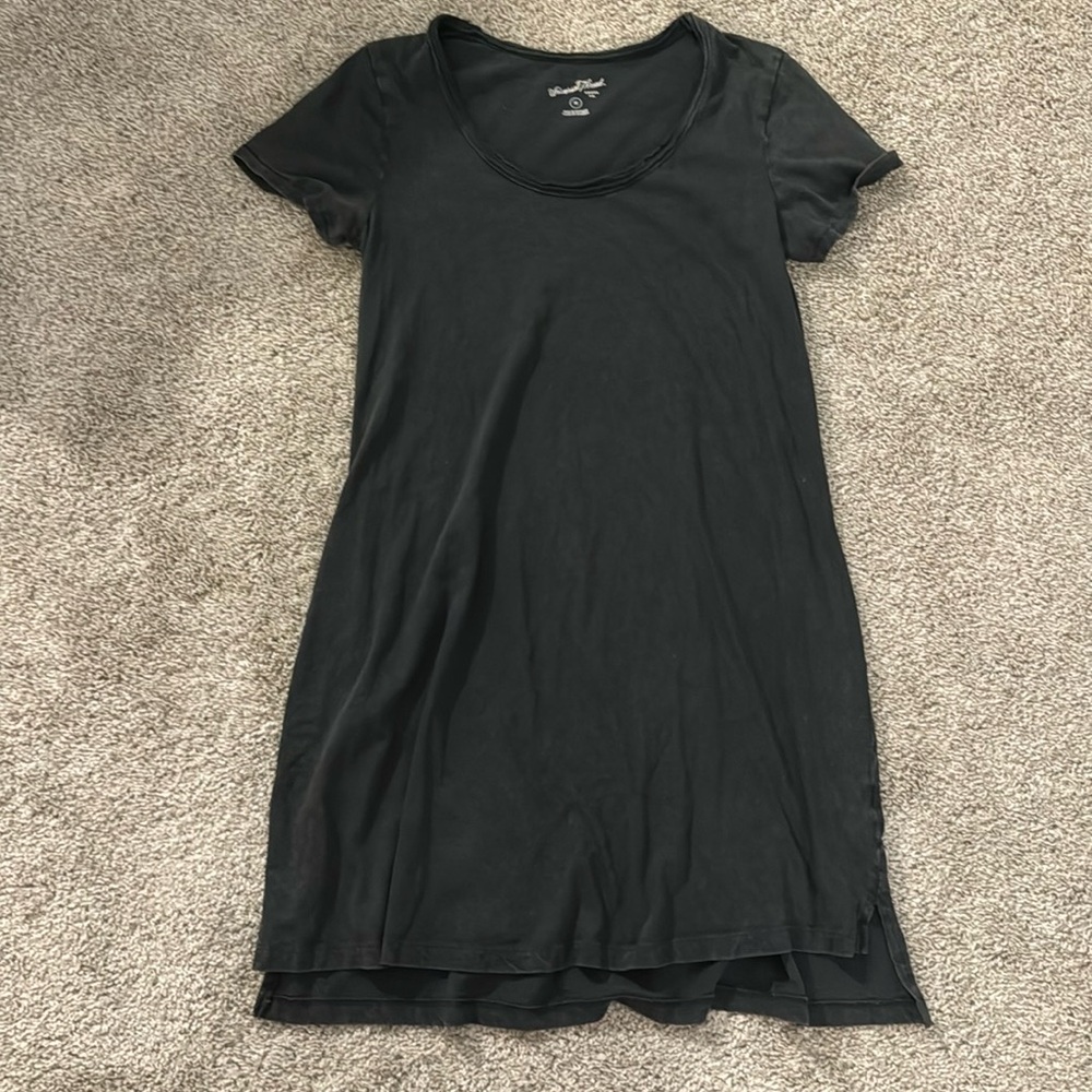 Universal thread tshirt dress. Distressed dark grey. Size XS. Like new
